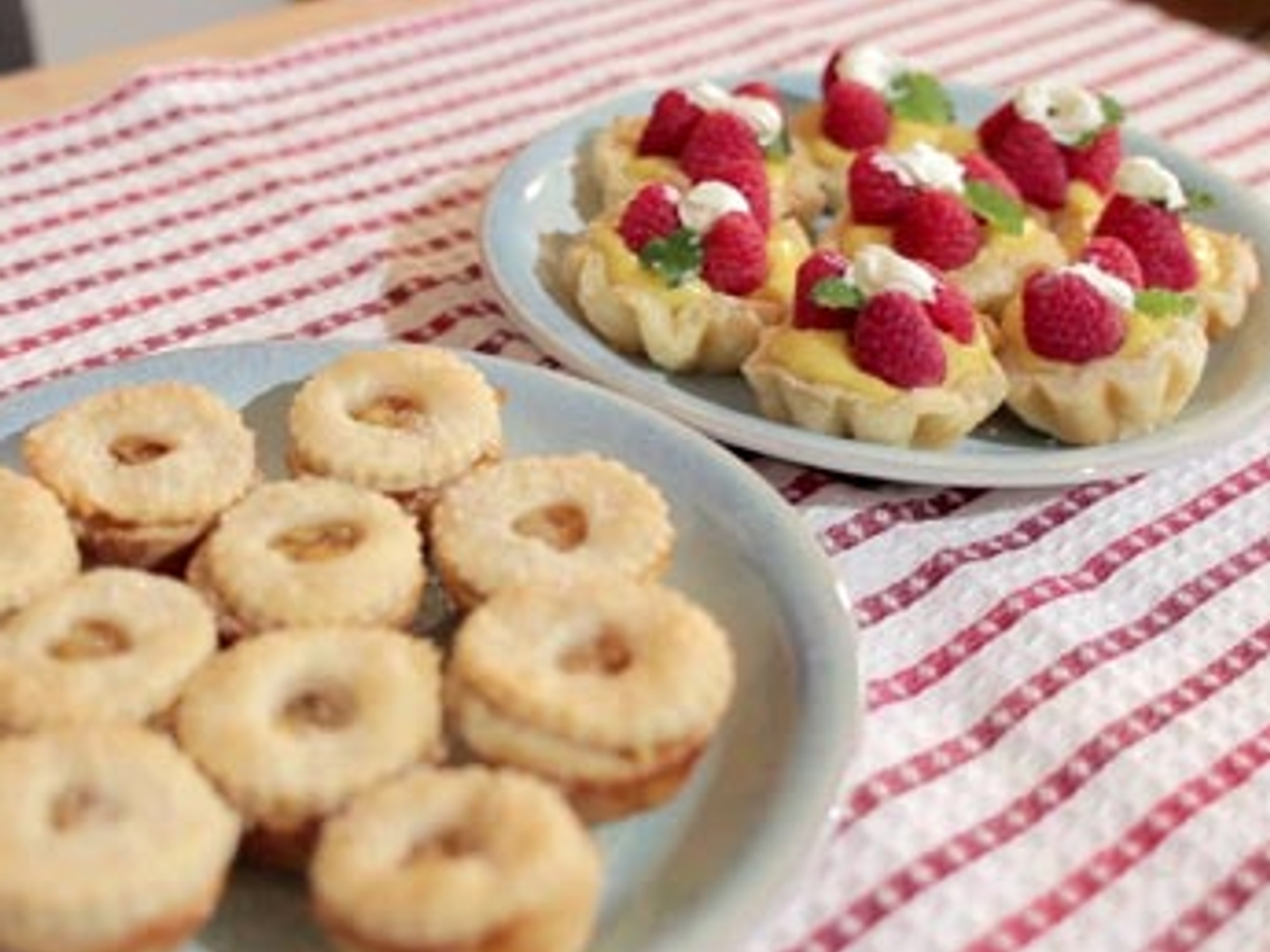 Petit Livret Magnétique De Recettes – Tartelettes – Neuf – Aimantin Pour Frigo