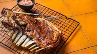 Carré d'agneau rôti
