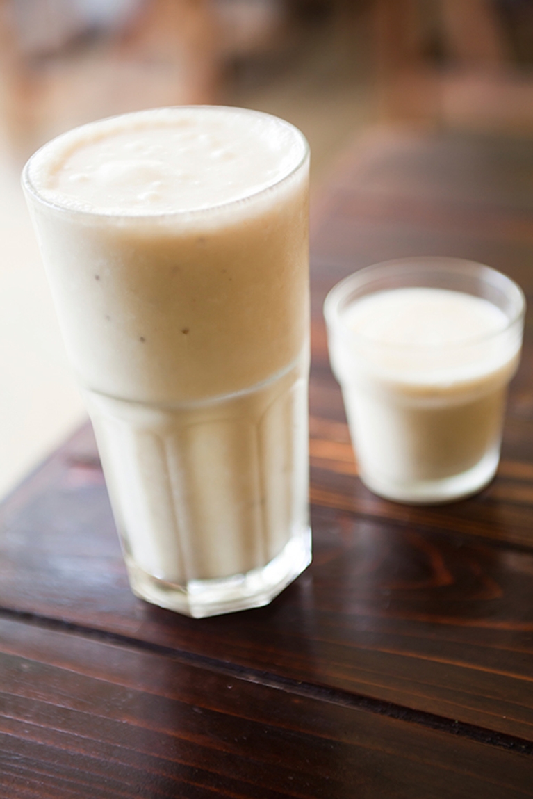 Smoothie express vanillé au soya, yogourt, pruneaux et banane