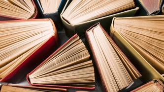 Les 10 membres du Club de lecture Châtelaine