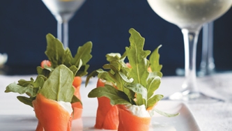 Roulades de saumon fumé à la roquette