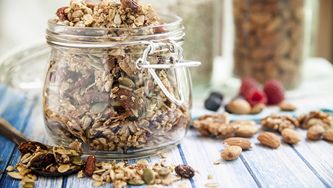 Granola croquant à l’érable et aux noix