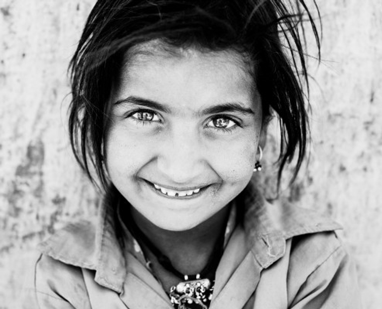Les yeux de 60 millions de filles...
