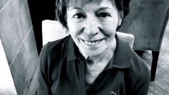 Alice Cole, 81 ans, championne de course
