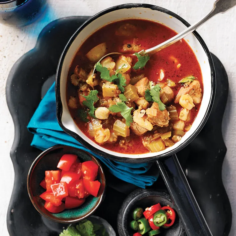 Pozole de porc aux piments verts
