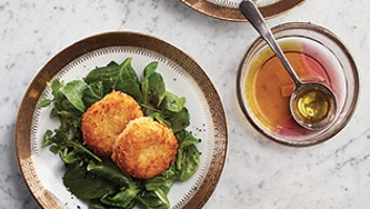 Salade de fromage de chèvre frit