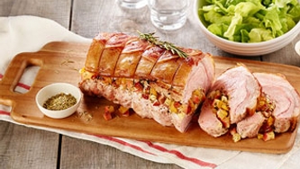 Porc farci aux pommes bardé de pancetta