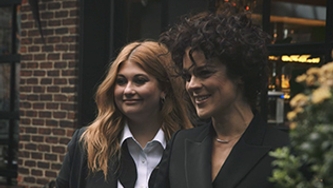 VIDÉO: Katherine Levac et Hélène Bourgeois Leclerc: l'humour et les femmes