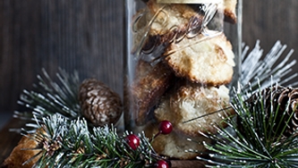 Rochers à la noix de coco, aux amandes et au chocolat
