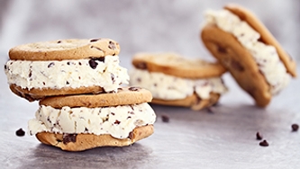 Crème glacée à la pâte à biscuits