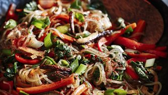 Japchae (Sauté de légumes et vermicelles de patate douce)