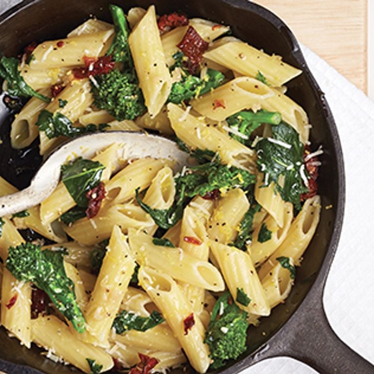 Pennes au rapini et aux tomates séchées
