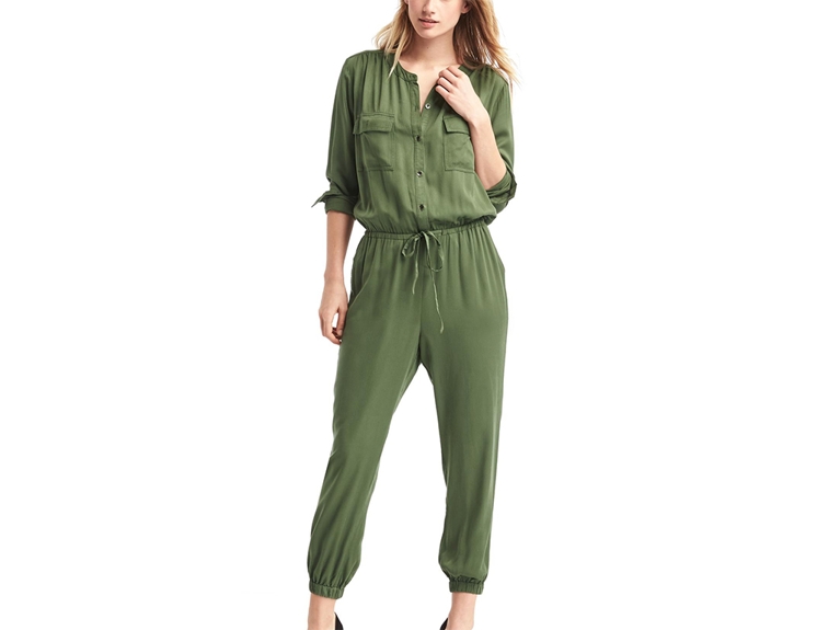 Shopping: 25 vêtements confos pour rester (encore un peu) en vacances