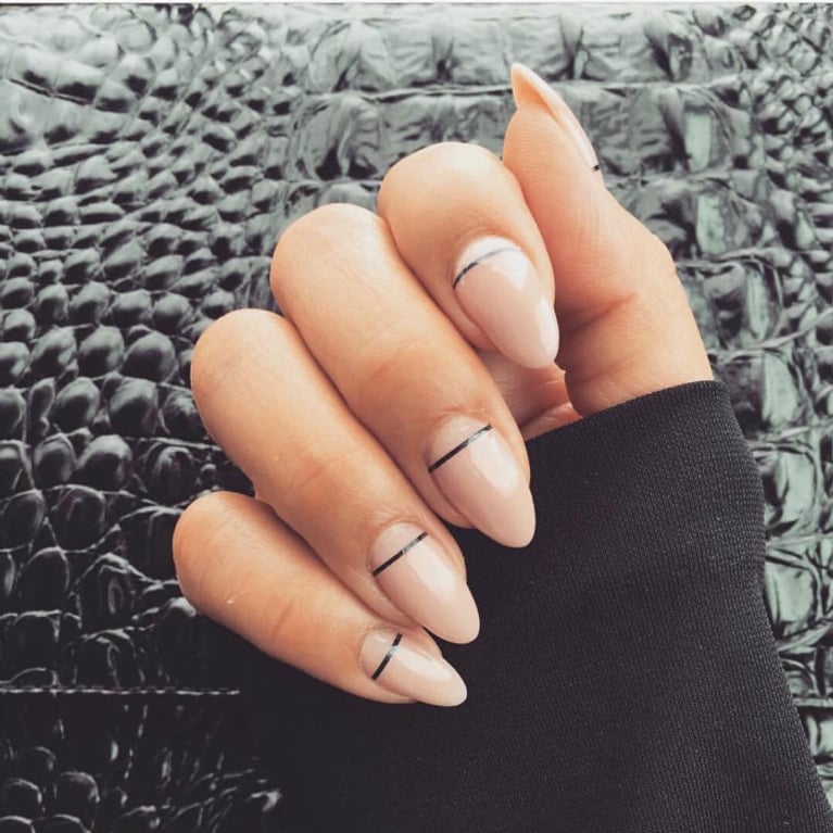 Tendance manucure: 11 teintes de vernis nude