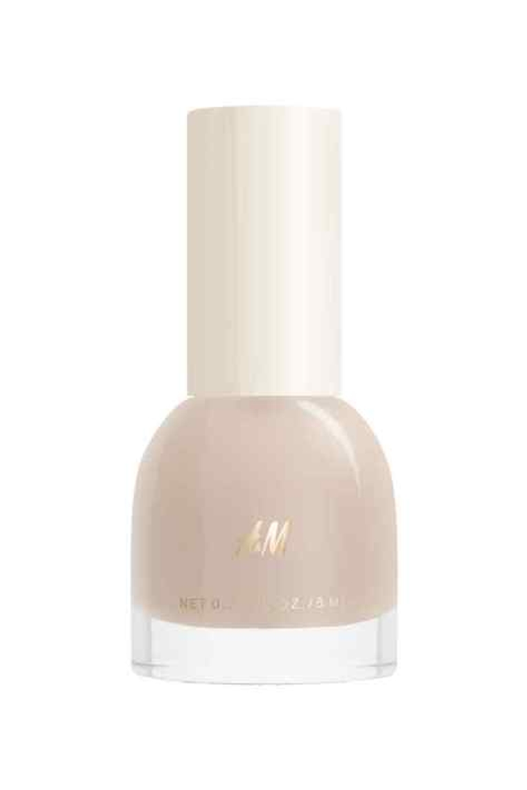 Tendance manucure: 11 teintes de vernis nude