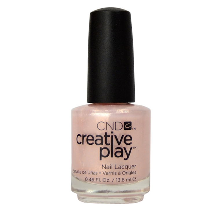 Tendance manucure: 11 teintes de vernis nude