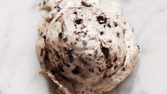 Crème glacée aux gaufrettes au chocolat
