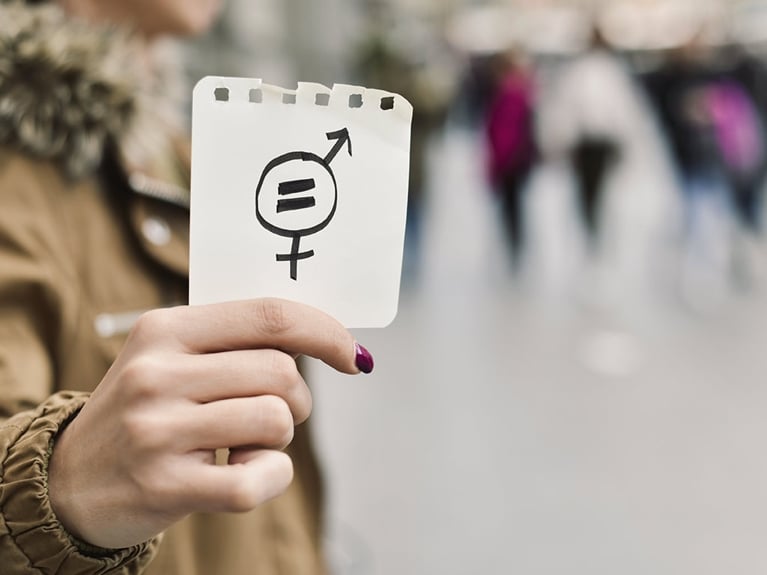 Femmes en politique: qui a peur des vilains quotas?