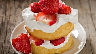 Shortcake aux fraises sur le barbecue