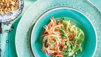 Salade de chou-rave style asiatique