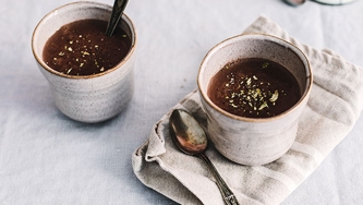 Chocolat chaud à la cardamome