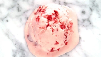 Crème glacée maraschino