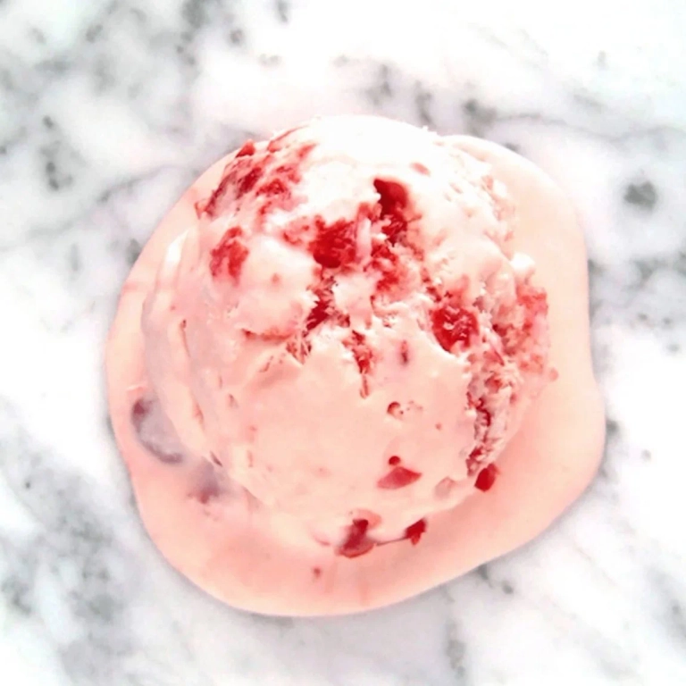 Crème glacée maraschino