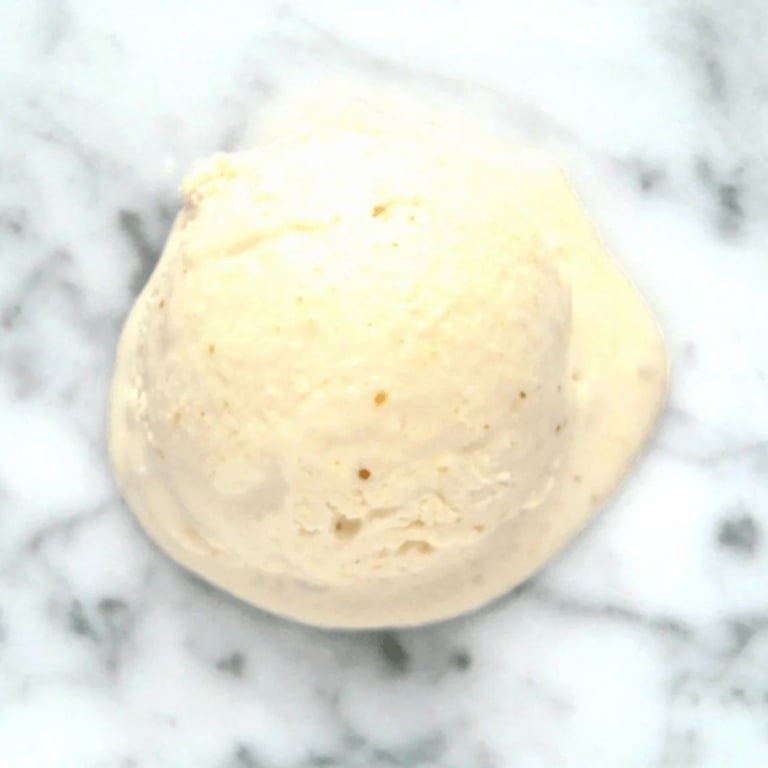 Crème glacée au beurre d'arachide