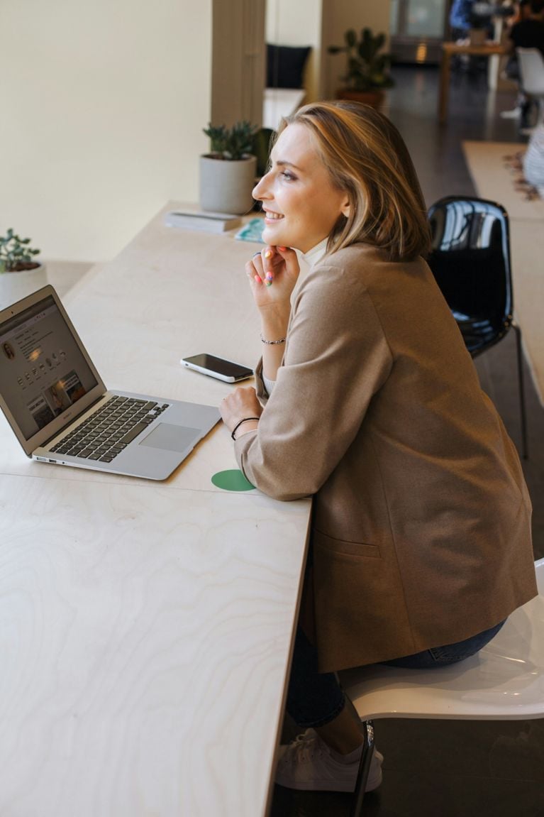 Quatre conseils pour aider les femmes à prendre le contrôle de leurs finances