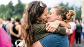 Enjeux féminins : petite histoire de l’émancipation lesbienne au Québec