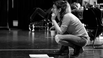 Alexia Bürger, la dramaturge derrière Les Hardings