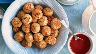 Boulettes à la dinde et sauce aigre-douce aux canneberges