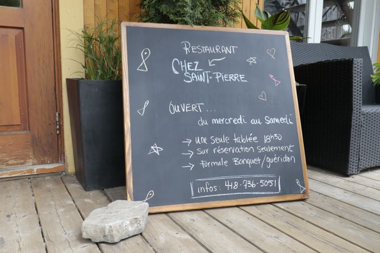 Colombe St-Pierre : les coulisses de notre séance photo