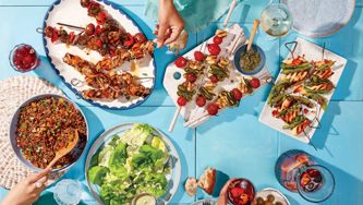 Menu BBQ, brochettes et salades délicieuses !