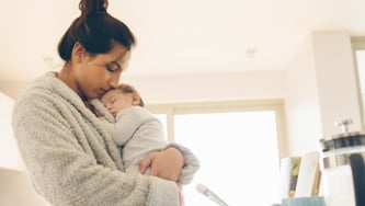 Boom de natalité autochtone et autres nouvelles féminines