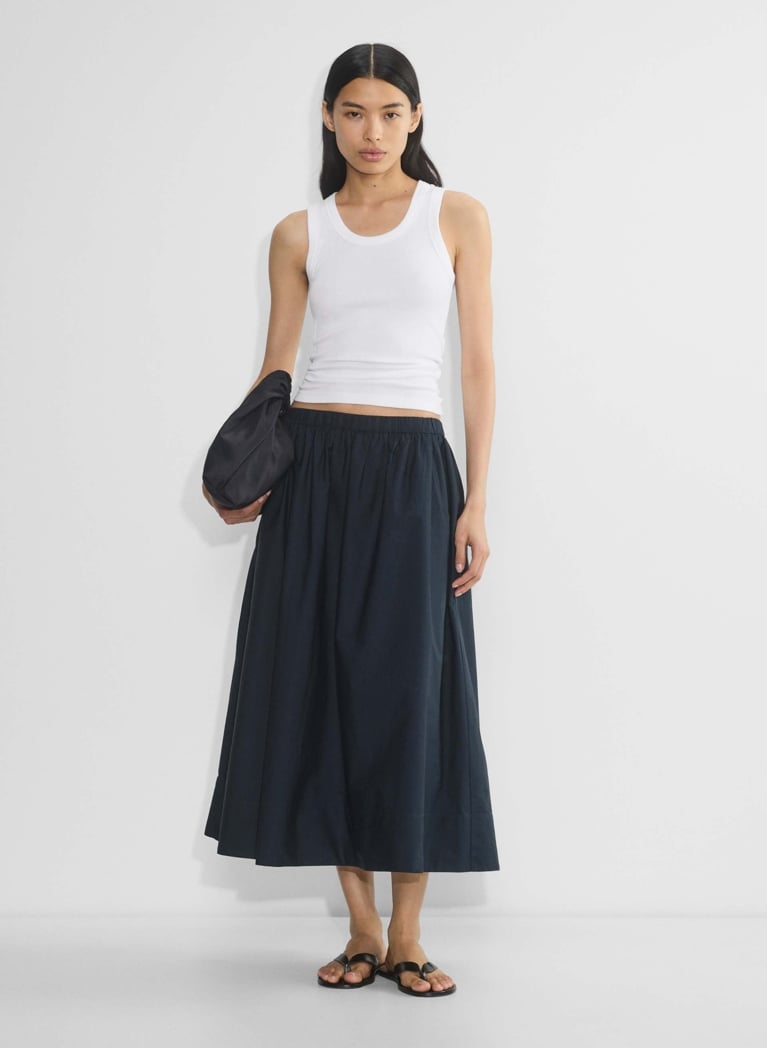 Comment porter la jupe la plus tendance du moment