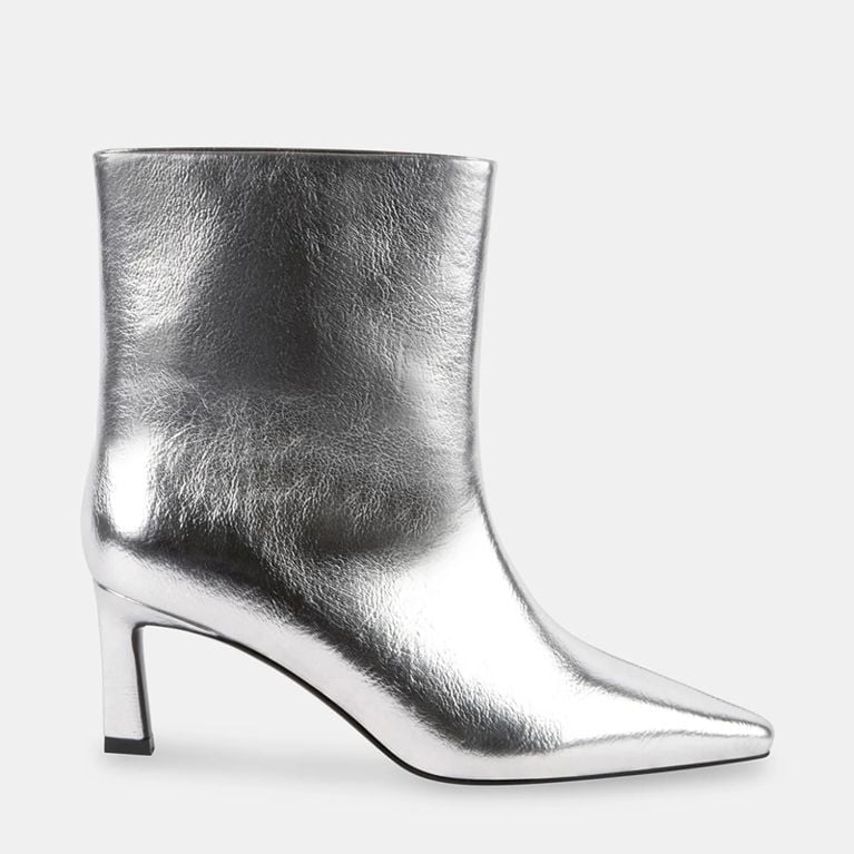 8 chaussures argentées pour célébrer