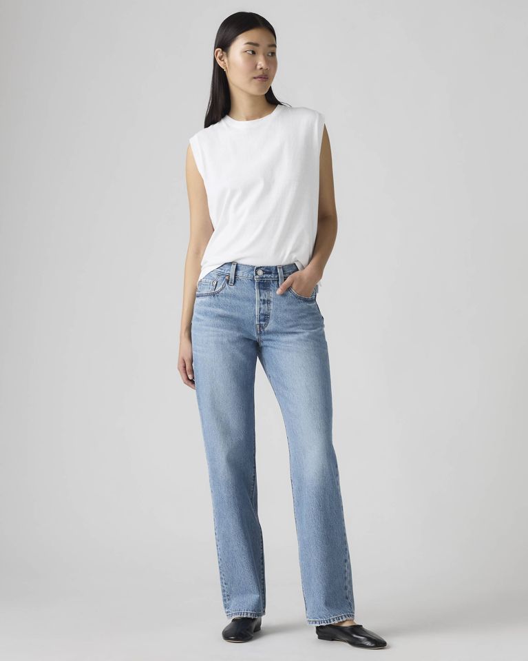 Jeans: les coupes et les couleurs tendance à adopter en 2026
