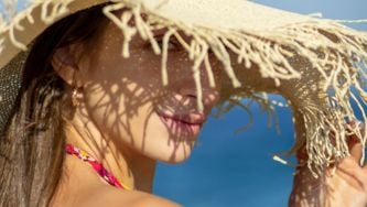 Comment protéger vos cheveux du soleil