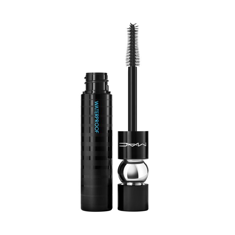 Maquillage hydrofuge : 6 produits qui résistent à la chaleur et à la sueur