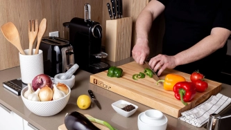 Comment choisir et entretenir une planche à découper en bois