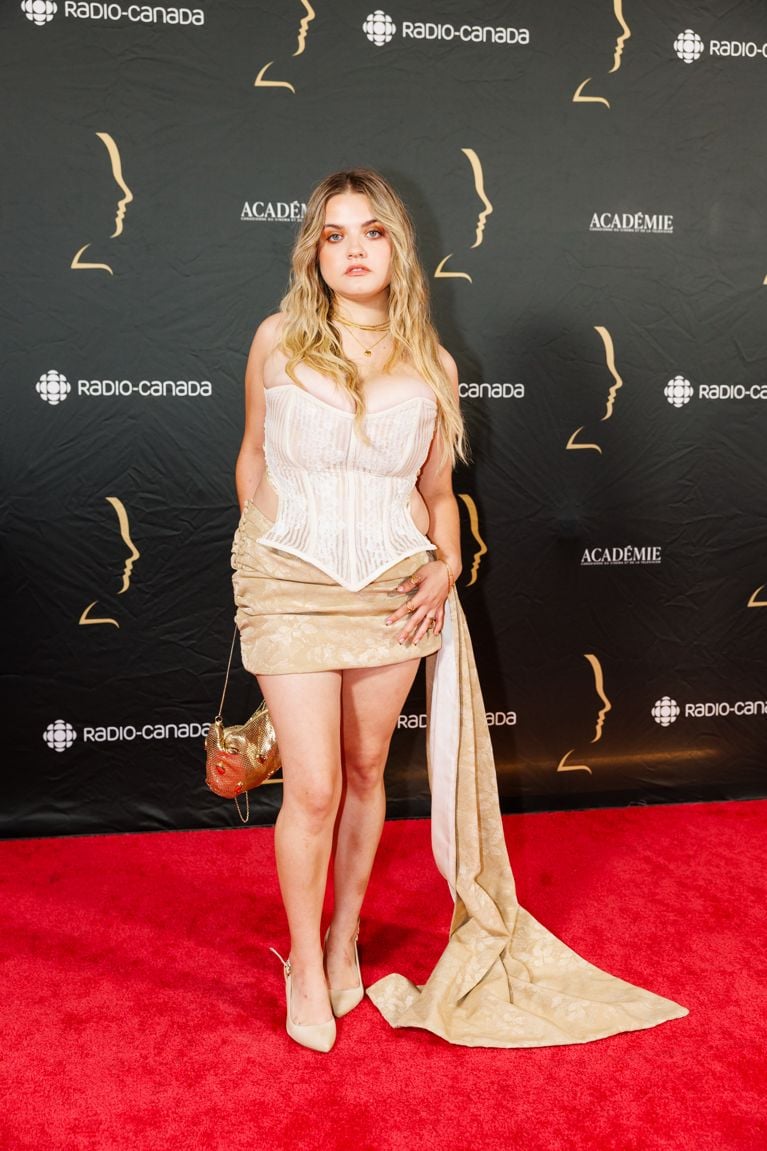 Prix Gémeaux 2025: les plus beaux looks du tapis rouge