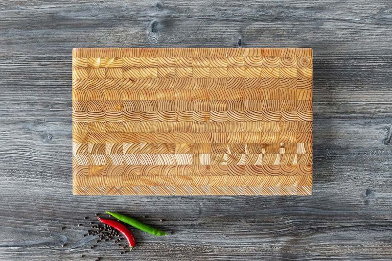 Comment choisir et entretenir une planche à découper en bois