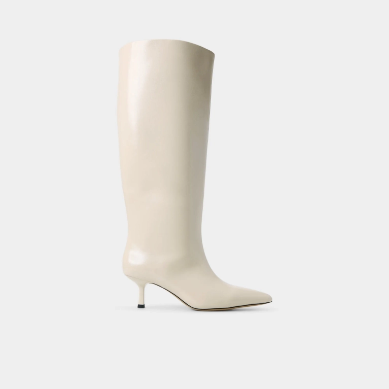 Cloud Dancer: nos trouvailles mode pour porter la couleur Pantone de 2026