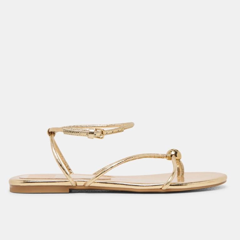 7 essentiels pour être stylée (mais pas fauchée) en voyage