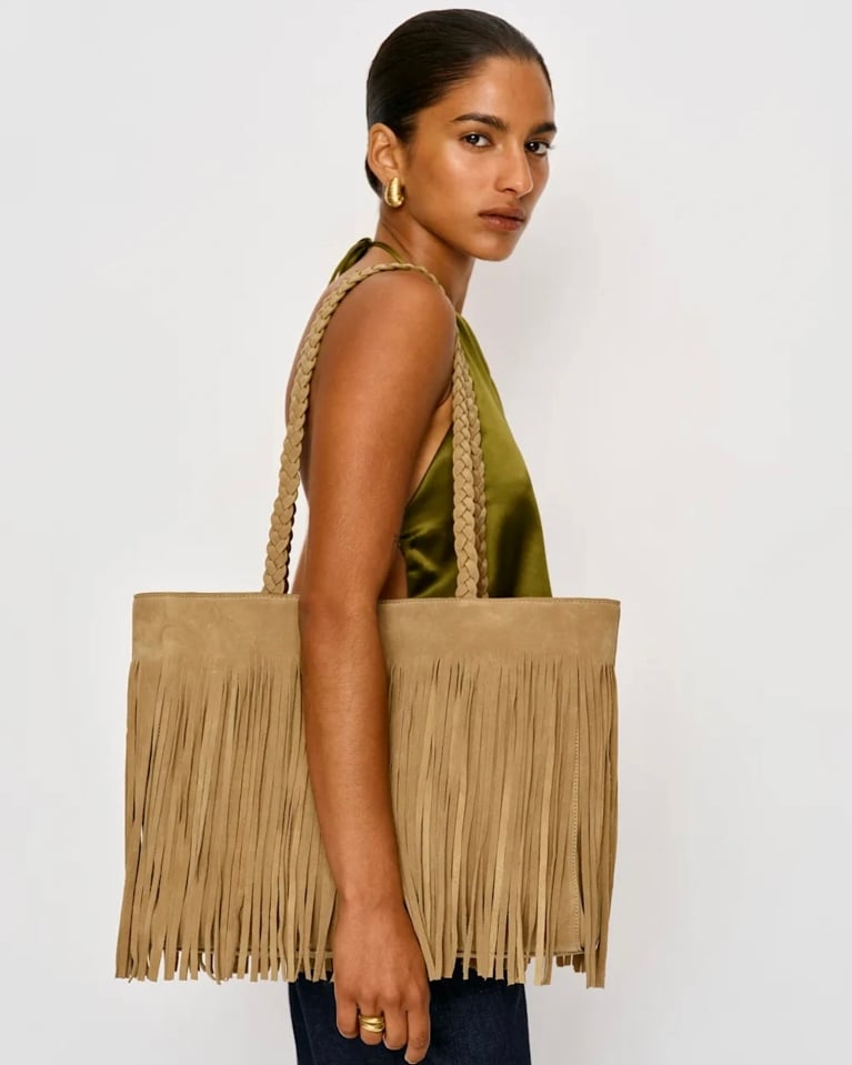 Franges en vue: 10 items stylés pour tester la tendance