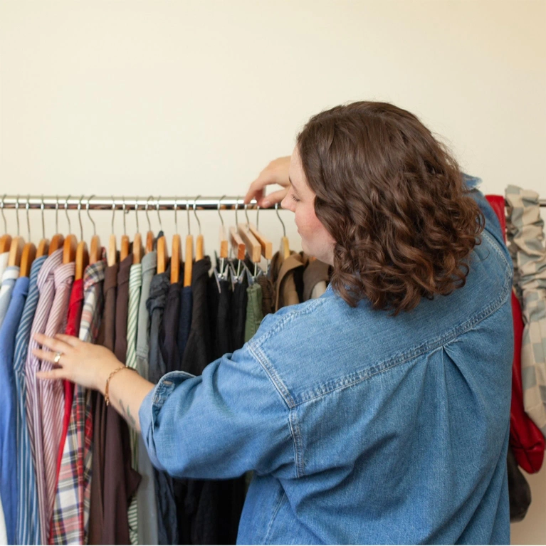 Comment renouveler votre garde-robe sans rien acheter