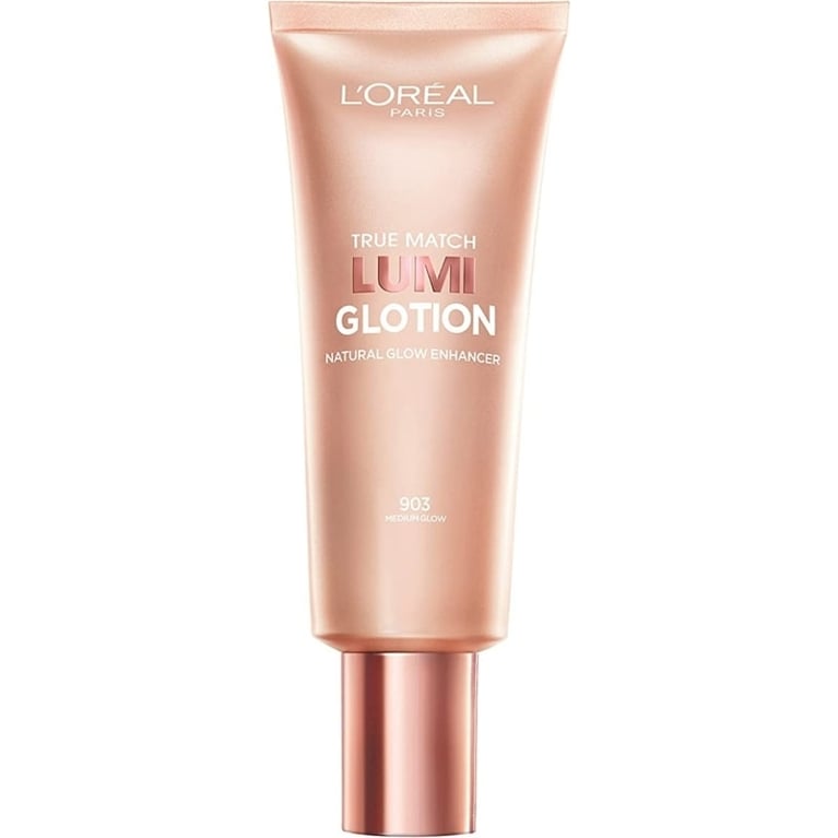 «Suede Skin»: tout ce qu’il faut savoir sur la nouvelle tendance maquillage de l’heure