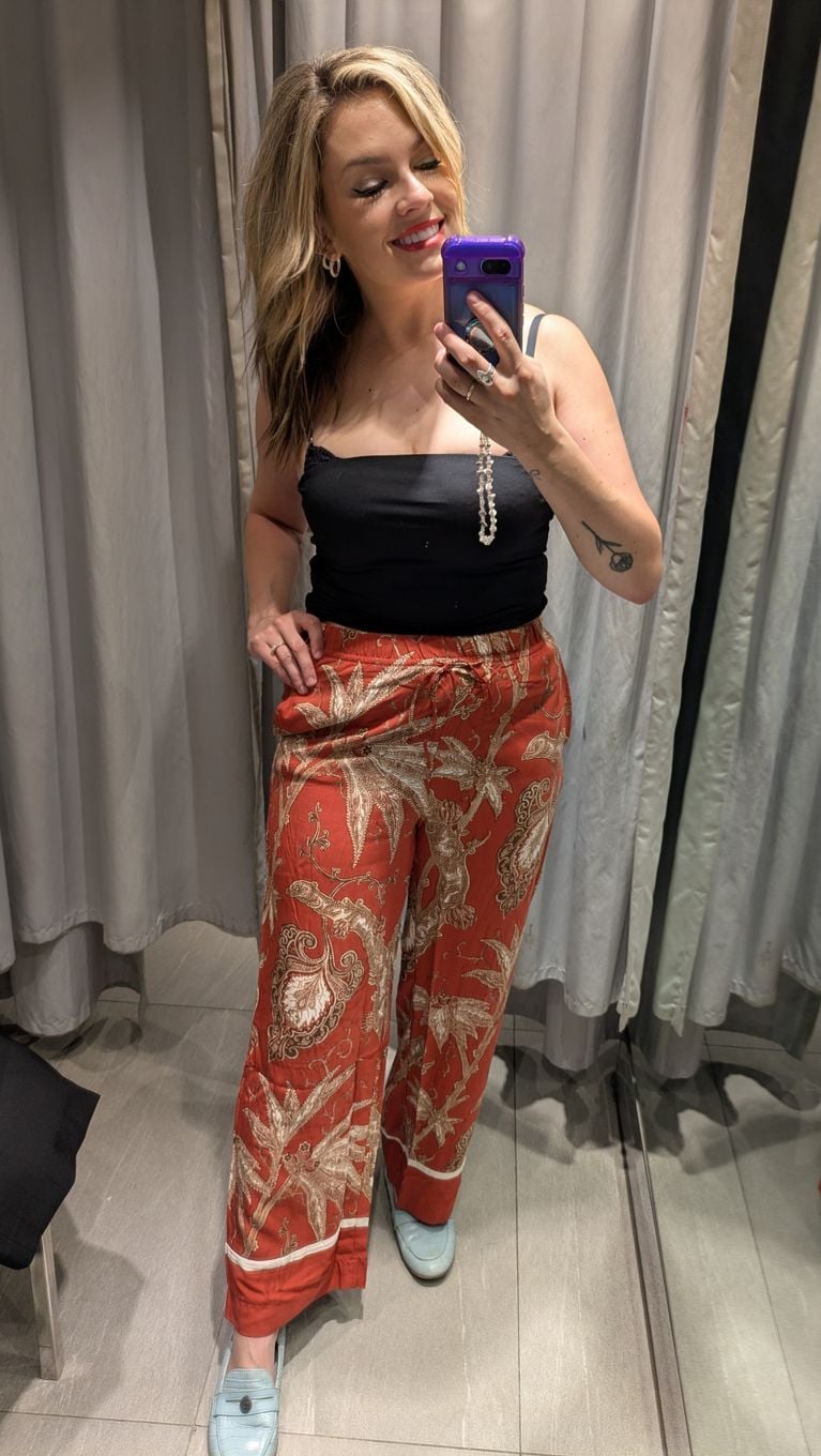 Tendance pantalon à cordon: 8 modèles essayés pour vous