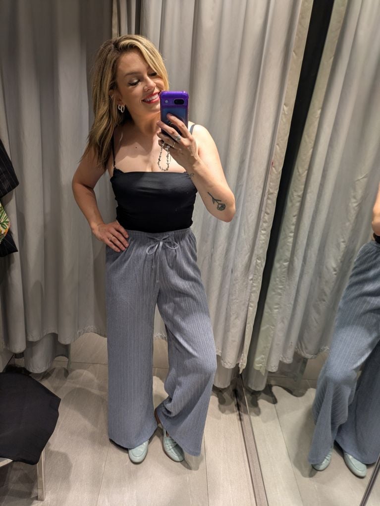 Tendance pantalon à cordon: 8 modèles essayés pour vous